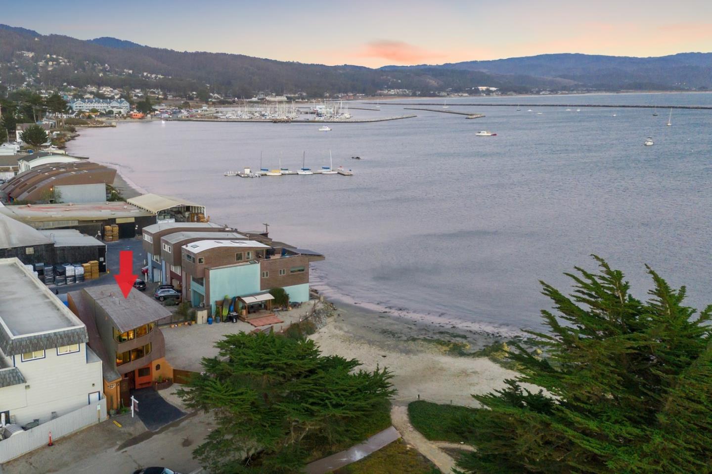 152 West Point Avenue, HALF MOON BAY, California 94019, ,Comm Industrial For Sale,For Sale,West Point Avenue,40970960