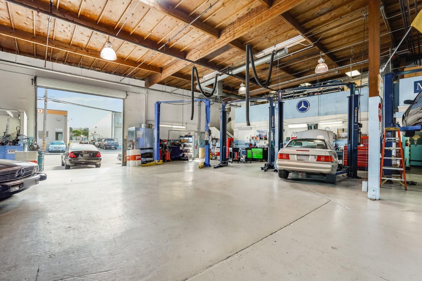 1305-1331 Rollins Road, BURLINGAME, California 94010, ,Comm Industrial For Sale,For Sale,Rollins Road,40970964