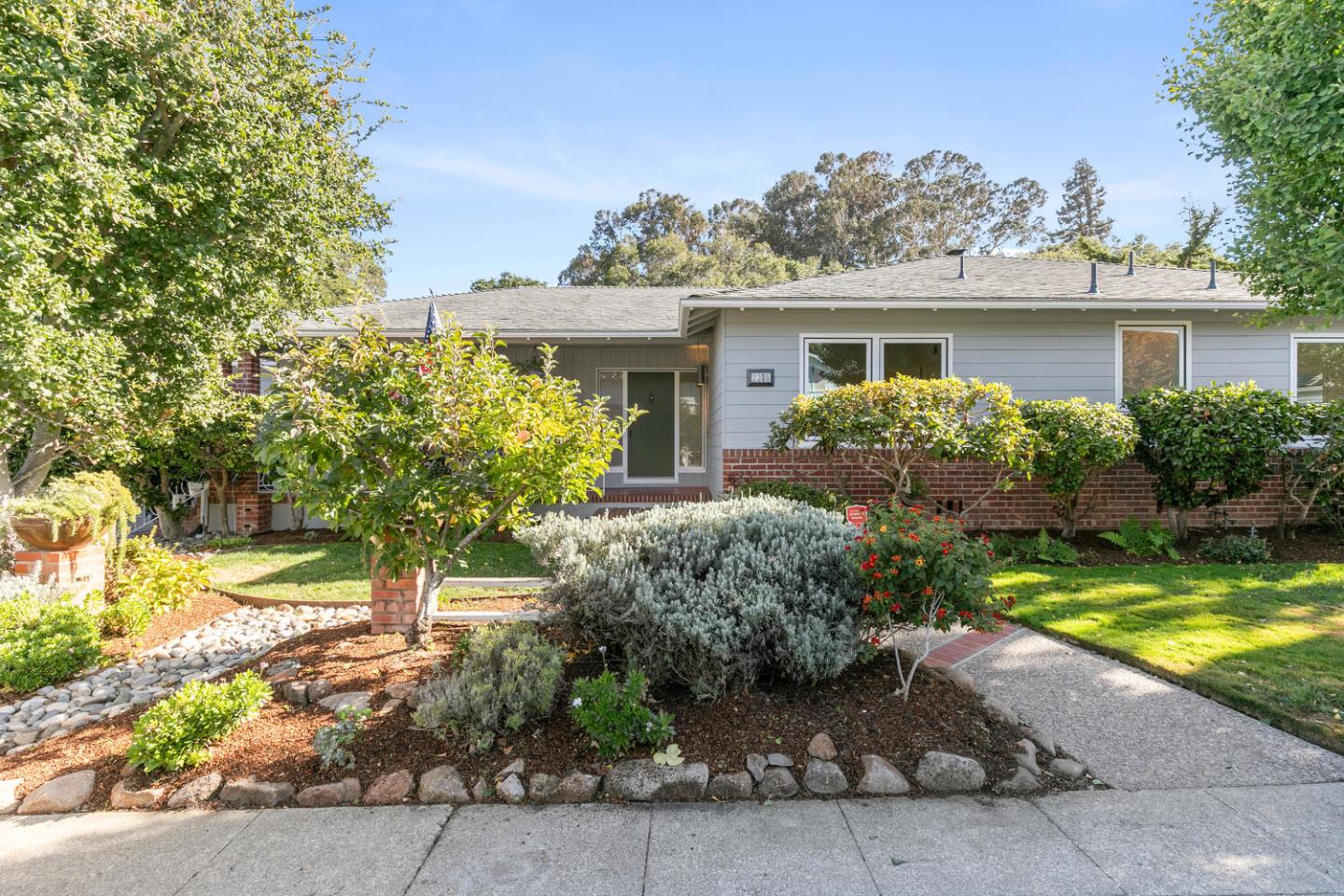 Detail Gallery Image 1 of 1 For 2305 Valdivia Way, Burlingame,  CA 94010 - 3 Beds | 1/1 Baths