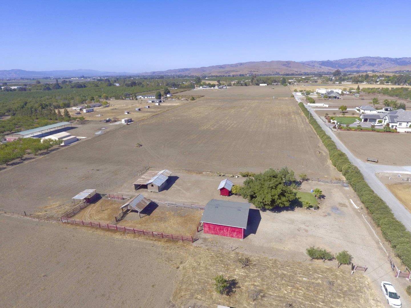 158 Comstock Road, HOLLISTER, California 95023, ,Lots And Land,For Sale,Comstock Road,40970968