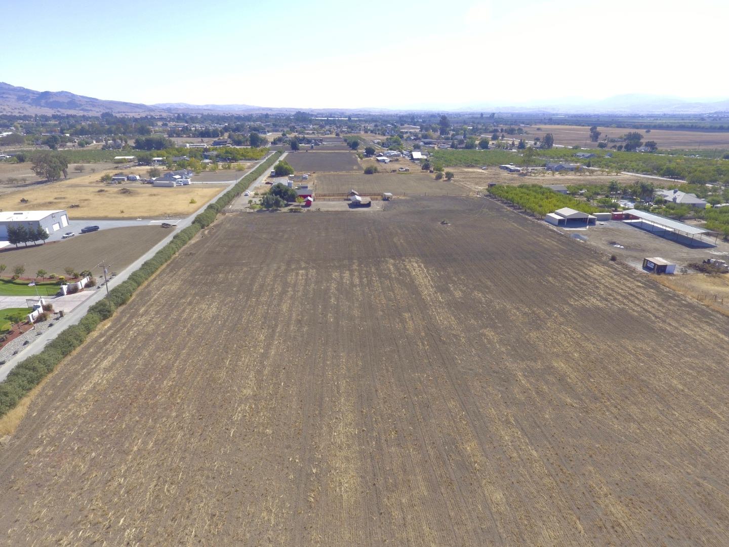 158 Comstock Road, HOLLISTER, California 95023, ,Lots And Land,For Sale,Comstock Road,40970968