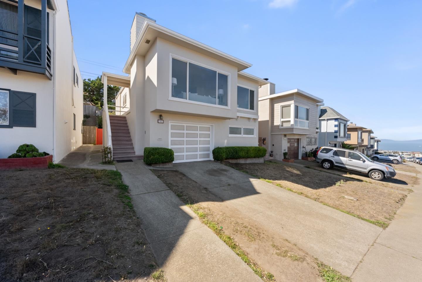 Detail Gallery Image 1 of 1 For 342 Skyline Dr, Daly City,  CA 94015 - 3 Beds | 2 Baths