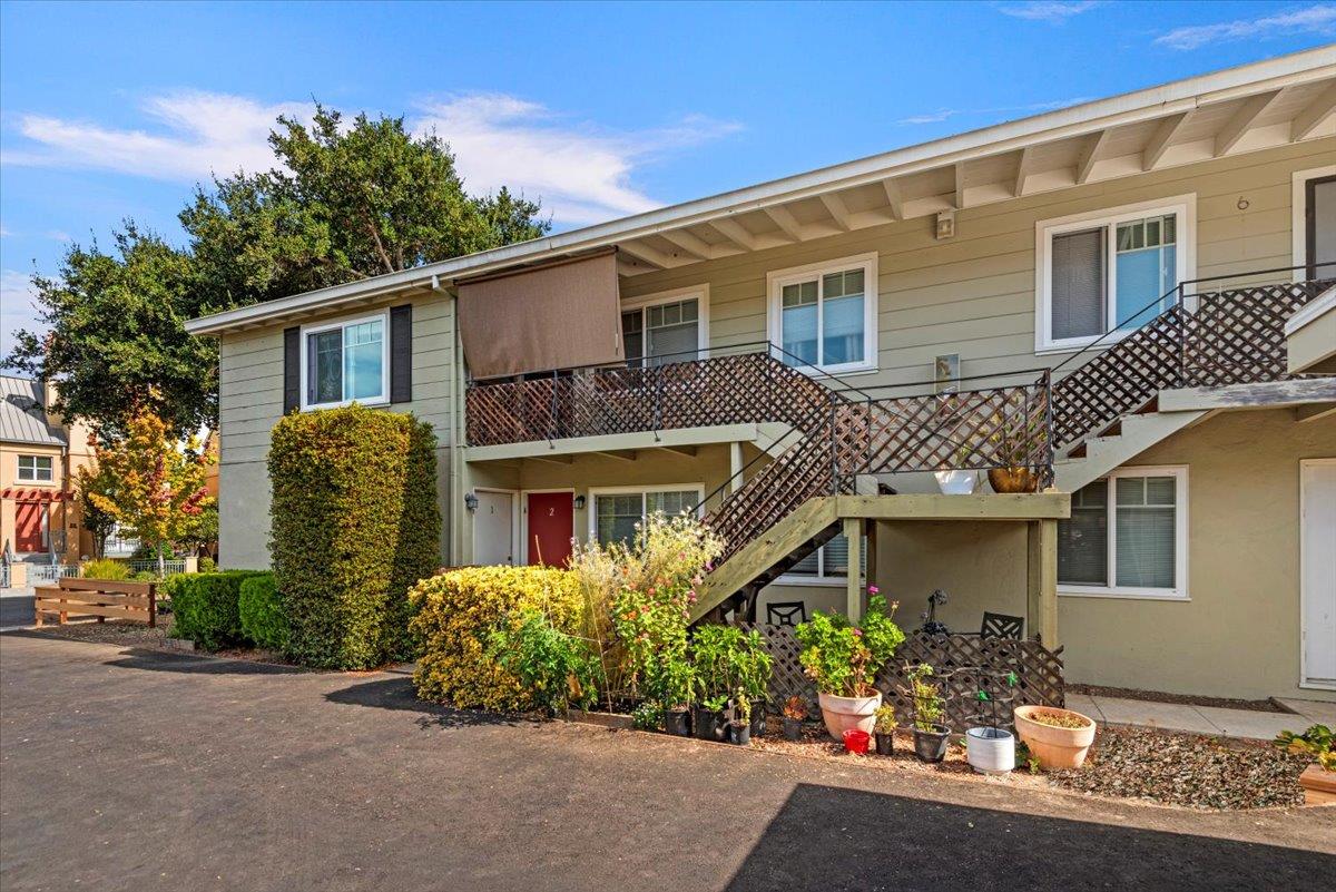 366 Camille Court, MOUNTAIN VIEW, California 94040, ,Comm Ri Multi-units 5+,For Sale,Camille Court,ML81867150