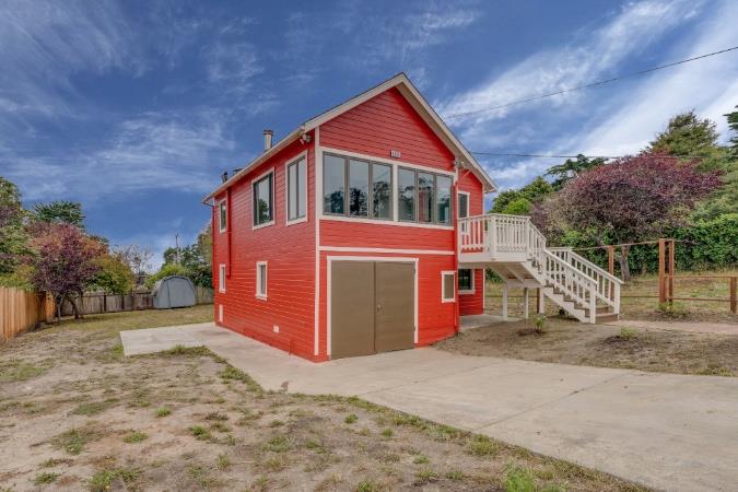 Detail Gallery Image 1 of 1 For 1030 Birch St, Montara,  CA 94037 - 2 Beds | 1 Baths