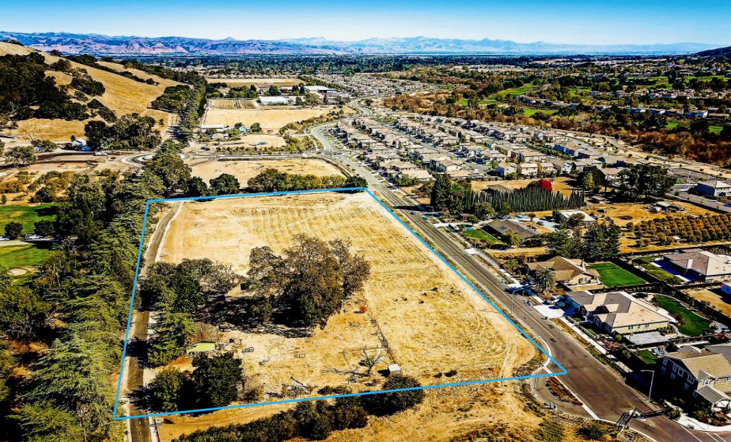 2740 Hecker Pass Road, GILROY, California 95020, ,Lots And Land,For Sale,Hecker Pass Road,40971238