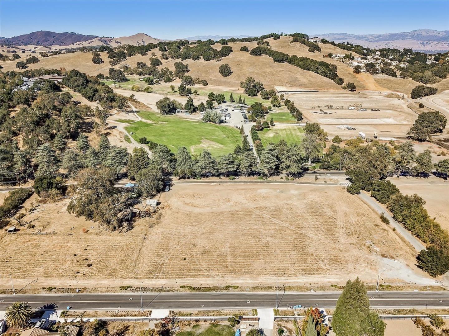 2740 Hecker Pass Road, GILROY, California 95020, ,Lots And Land,For Sale,Hecker Pass Road,40971238