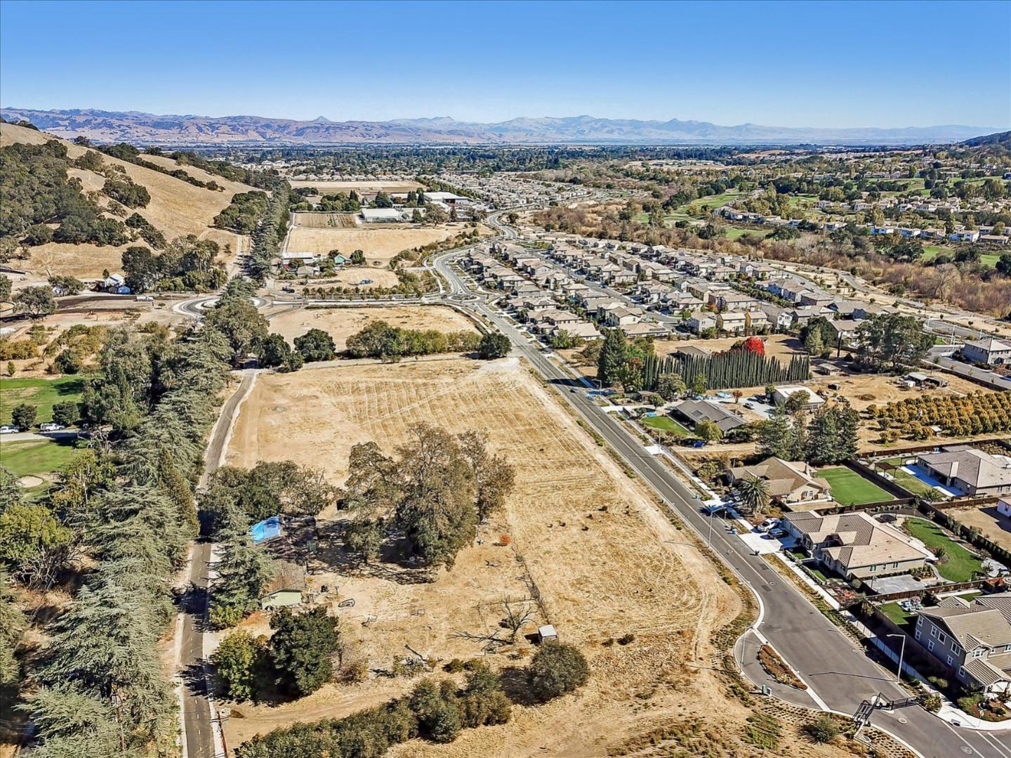 2740 Hecker Pass Road, GILROY, California 95020, ,Lots And Land,For Sale,Hecker Pass Road,40971238