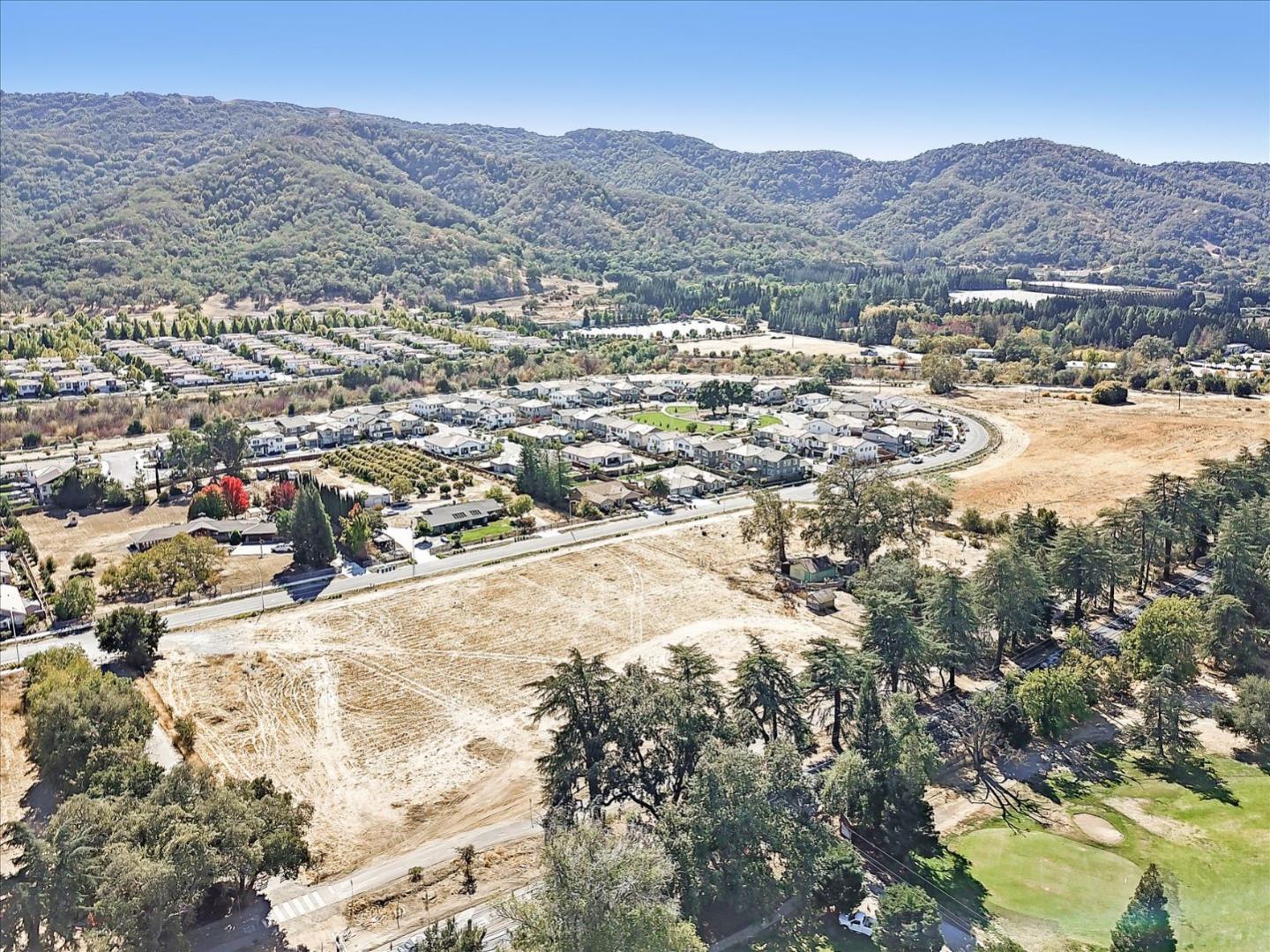 2740 Hecker Pass Road, GILROY, California 95020, ,Lots And Land,For Sale,Hecker Pass Road,40971238