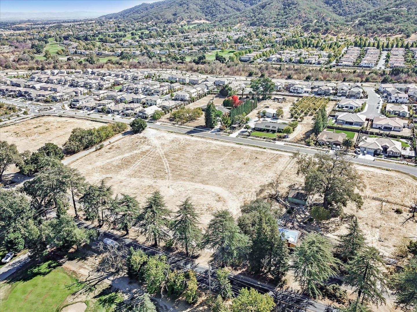 2740 Hecker Pass Road, GILROY, California 95020, ,Lots And Land,For Sale,Hecker Pass Road,40971238