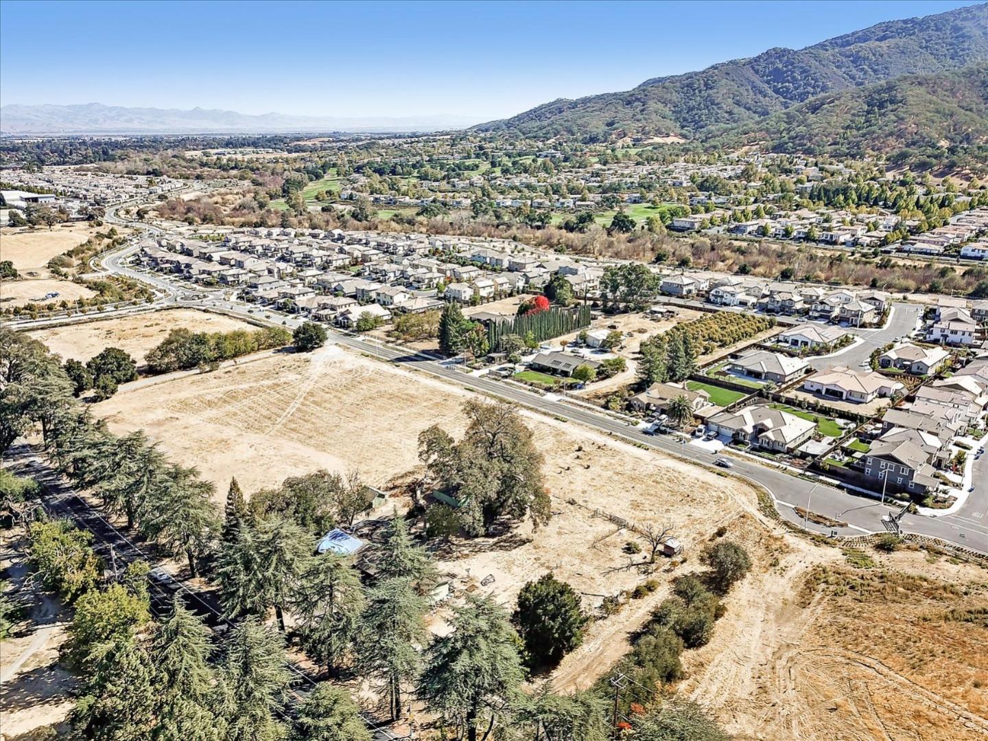 2740 Hecker Pass Road, GILROY, California 95020, ,Lots And Land,For Sale,Hecker Pass Road,40971238