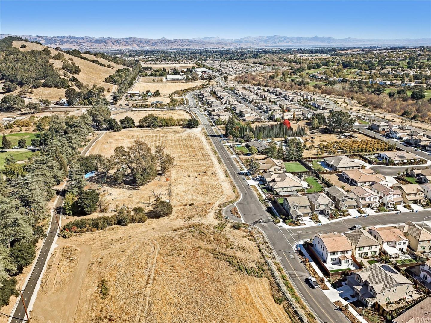 2740 Hecker Pass Road, GILROY, California 95020, ,Lots And Land,For Sale,Hecker Pass Road,40971238
