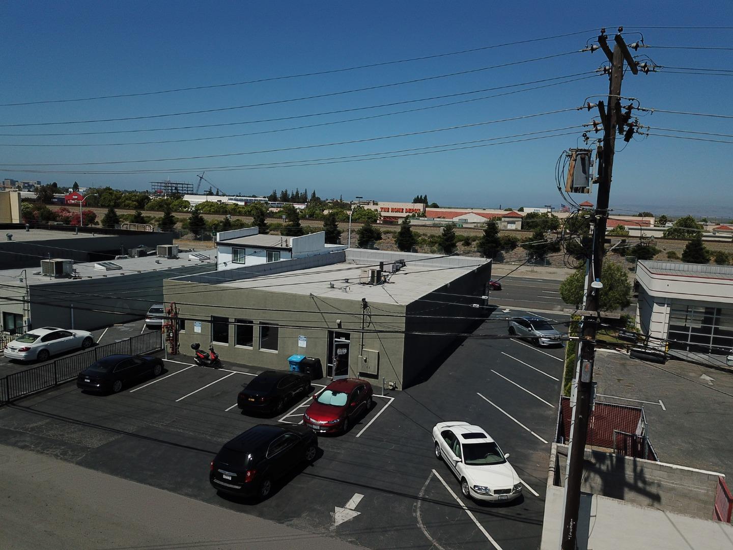 1168 El Camino Real, SAN CARLOS, California 94070, ,Comm Industrial For Lease,For Rent,El Camino Real,40971375