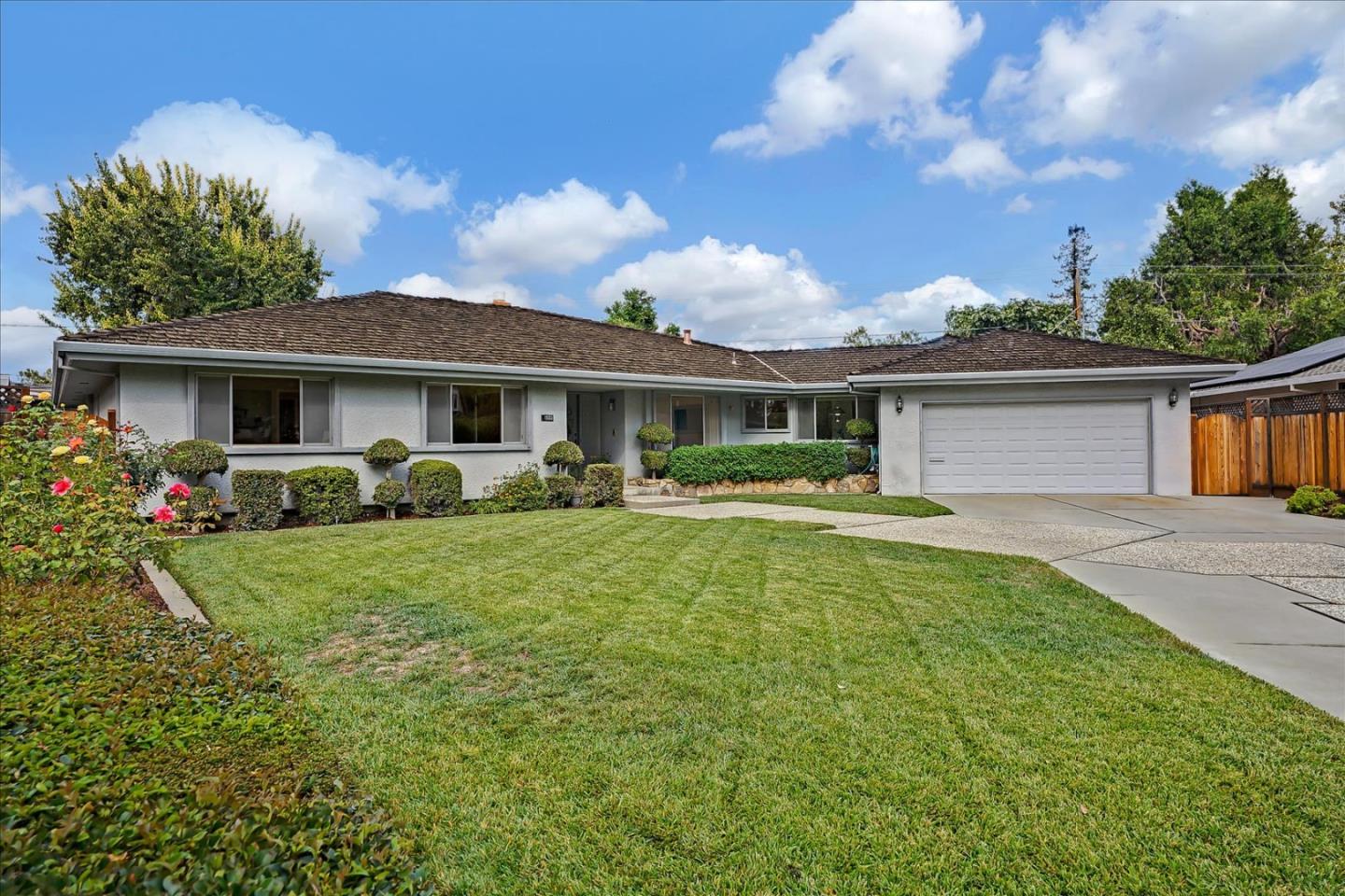 Detail Gallery Image 1 of 1 For 1503 Cherry Garden Ln, San Jose,  CA 95125 - 4 Beds | 2/1 Baths