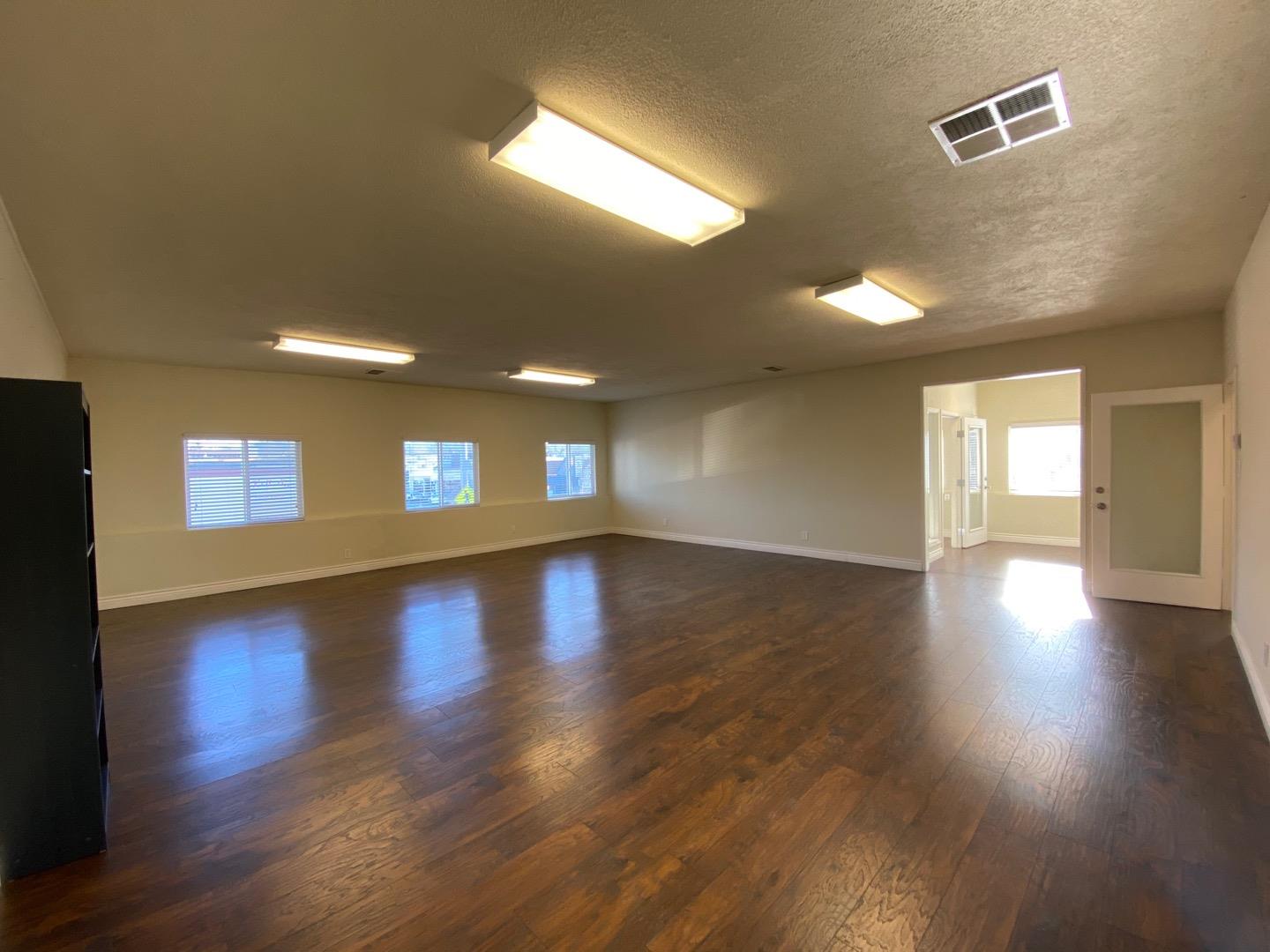 2191-2195 El Camino Real, SAN MATEO, California 94403, ,Comm Industrial For Sale,For Sale,El Camino Real,40971382