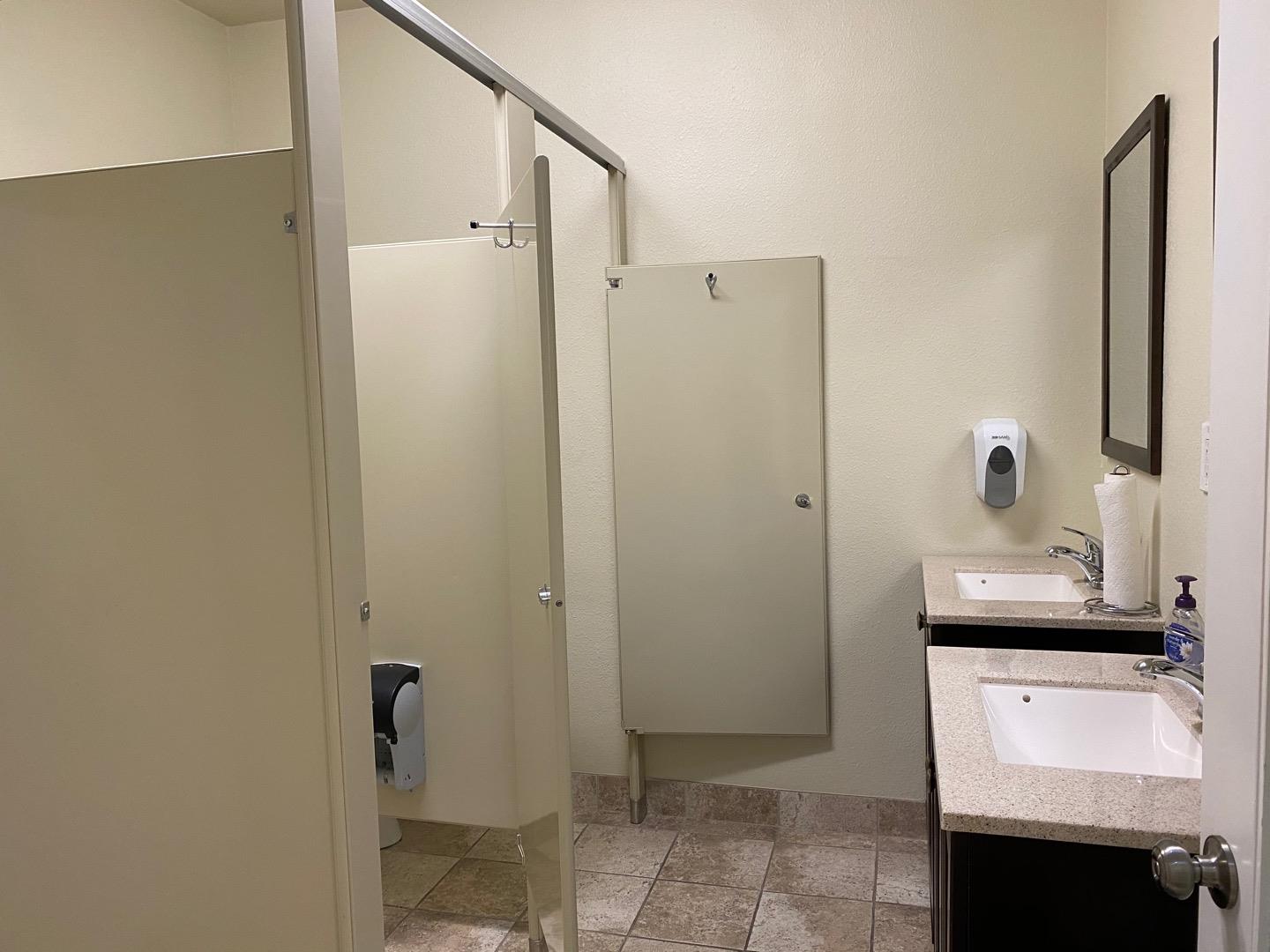 2191-2195 El Camino Real, SAN MATEO, California 94403, ,Comm Industrial For Sale,For Sale,El Camino Real,40971382
