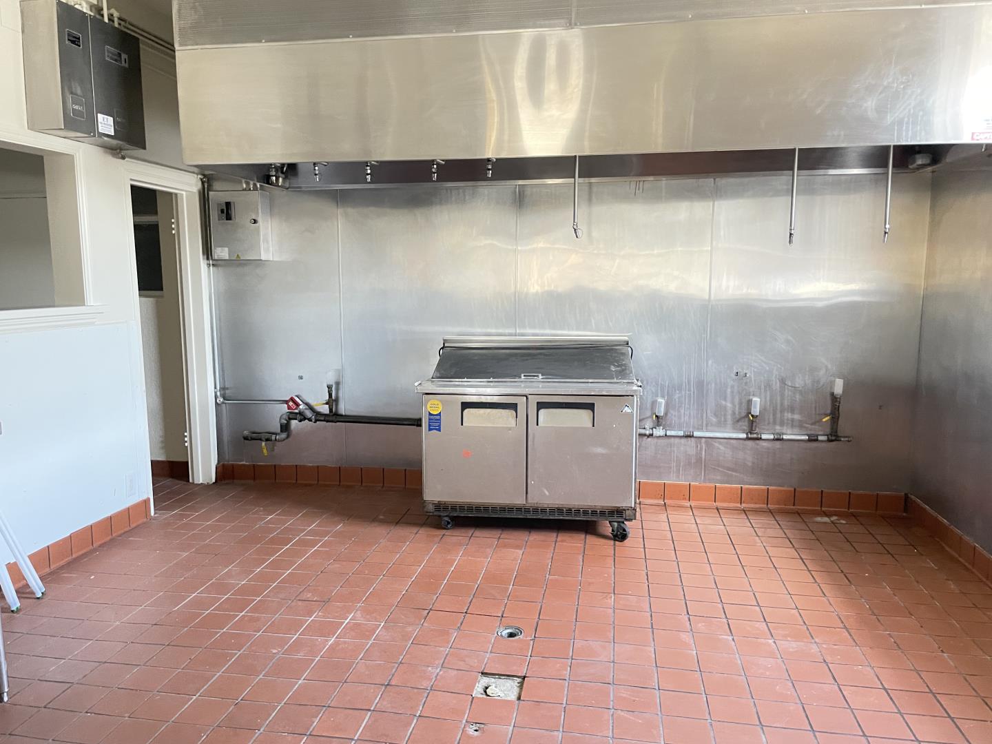 2191-2195 El Camino Real, SAN MATEO, California 94403, ,Comm Industrial For Sale,For Sale,El Camino Real,40971382