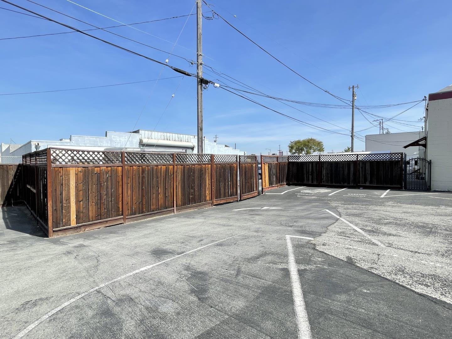 2191-2195 El Camino Real, SAN MATEO, California 94403, ,Comm Industrial For Sale,For Sale,El Camino Real,40971382
