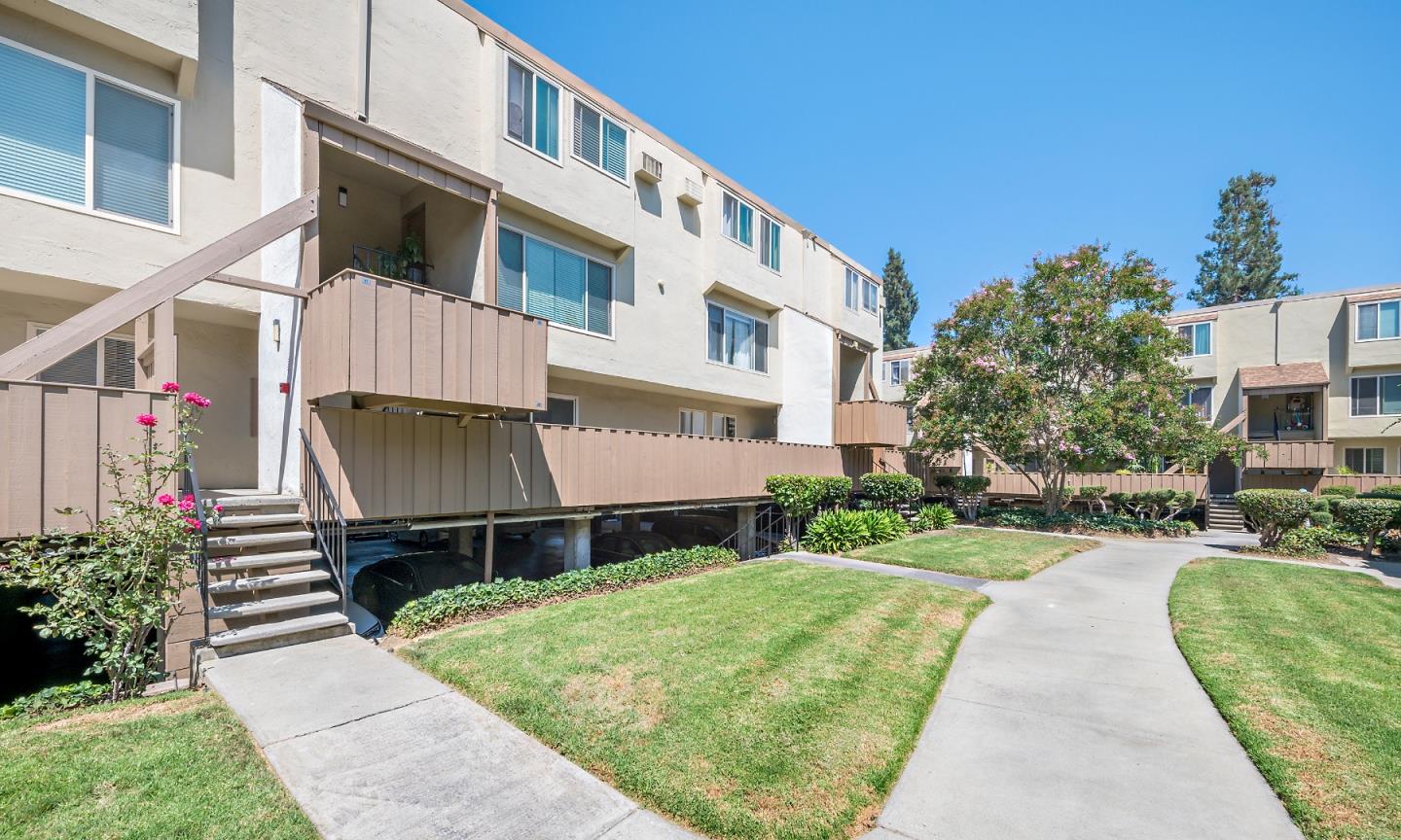 Detail Gallery Image 1 of 1 For 410 Auburn Way #19,  San Jose,  CA 95129 - 2 Beds | 1 Baths