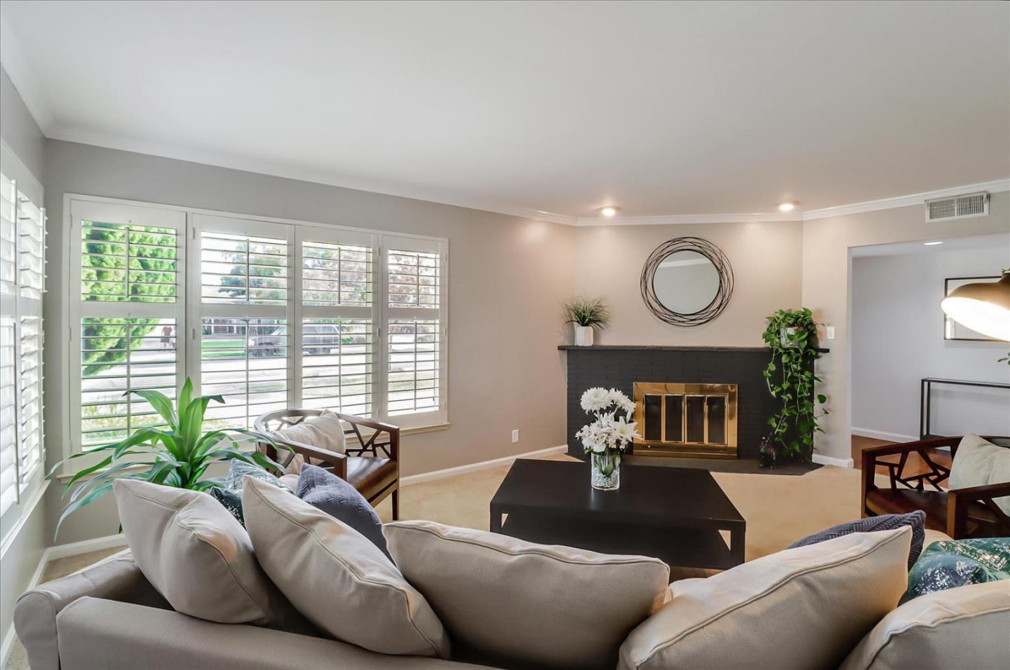 Detail Gallery Image 1 of 1 For 1667 Milroy Pl, San Jose,  CA 95124 - 3 Beds | 2 Baths