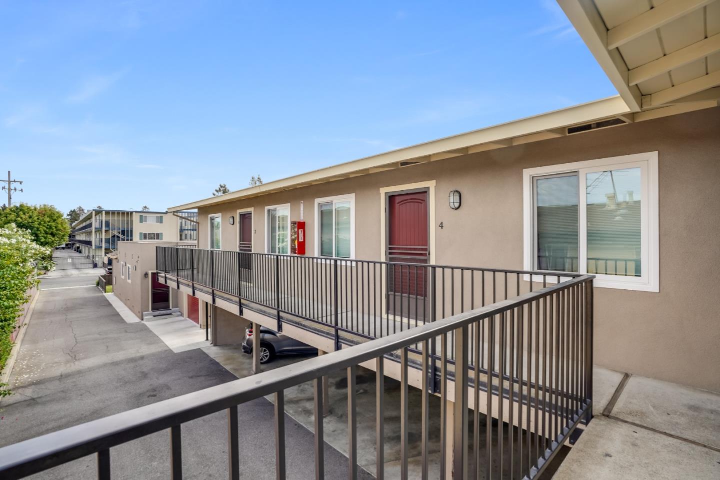 140 Roosevelt Avenue, REDWOOD CITY, California 94061, ,Comm Ri Multi-units 5+,For Sale,Roosevelt Avenue,ML81867589