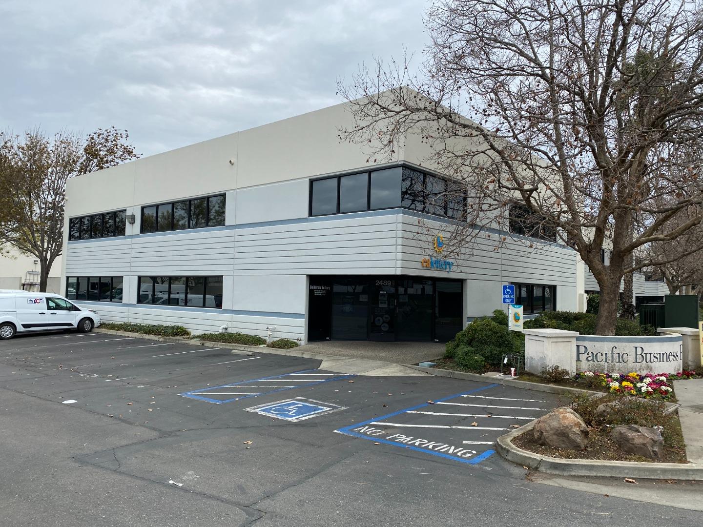 2489 Industrial Parkway, HAYWARD, California 94545, ,Comm Industrial For Sale,For Sale,Industrial Parkway,40971980