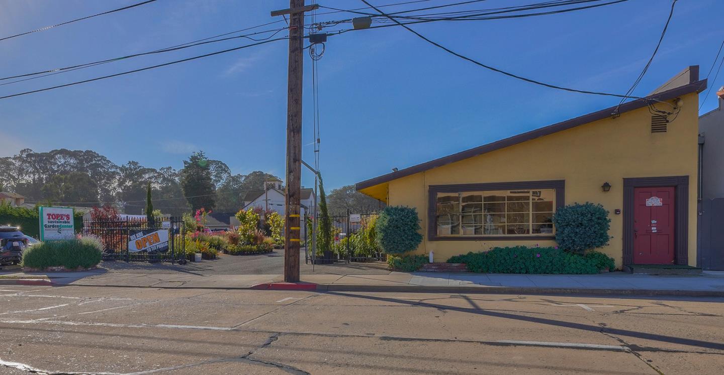 650 Franklin Street, MONTEREY, California 93940, ,Comm Industrial For Sale,For Sale,Franklin Street,40971855
