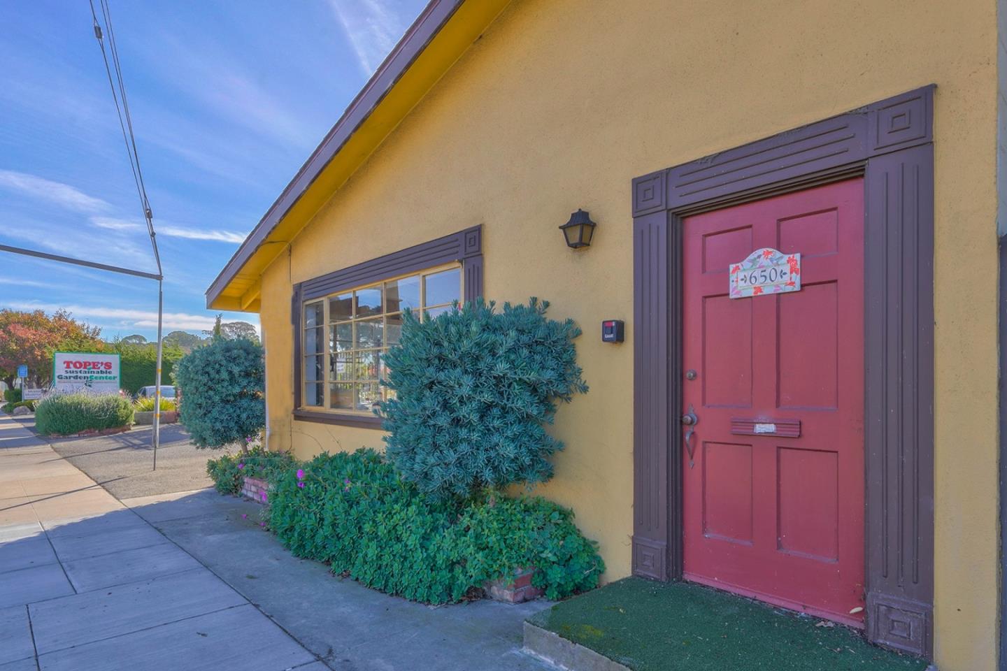 650 Franklin Street, MONTEREY, California 93940, ,Comm Industrial For Sale,For Sale,Franklin Street,40971855