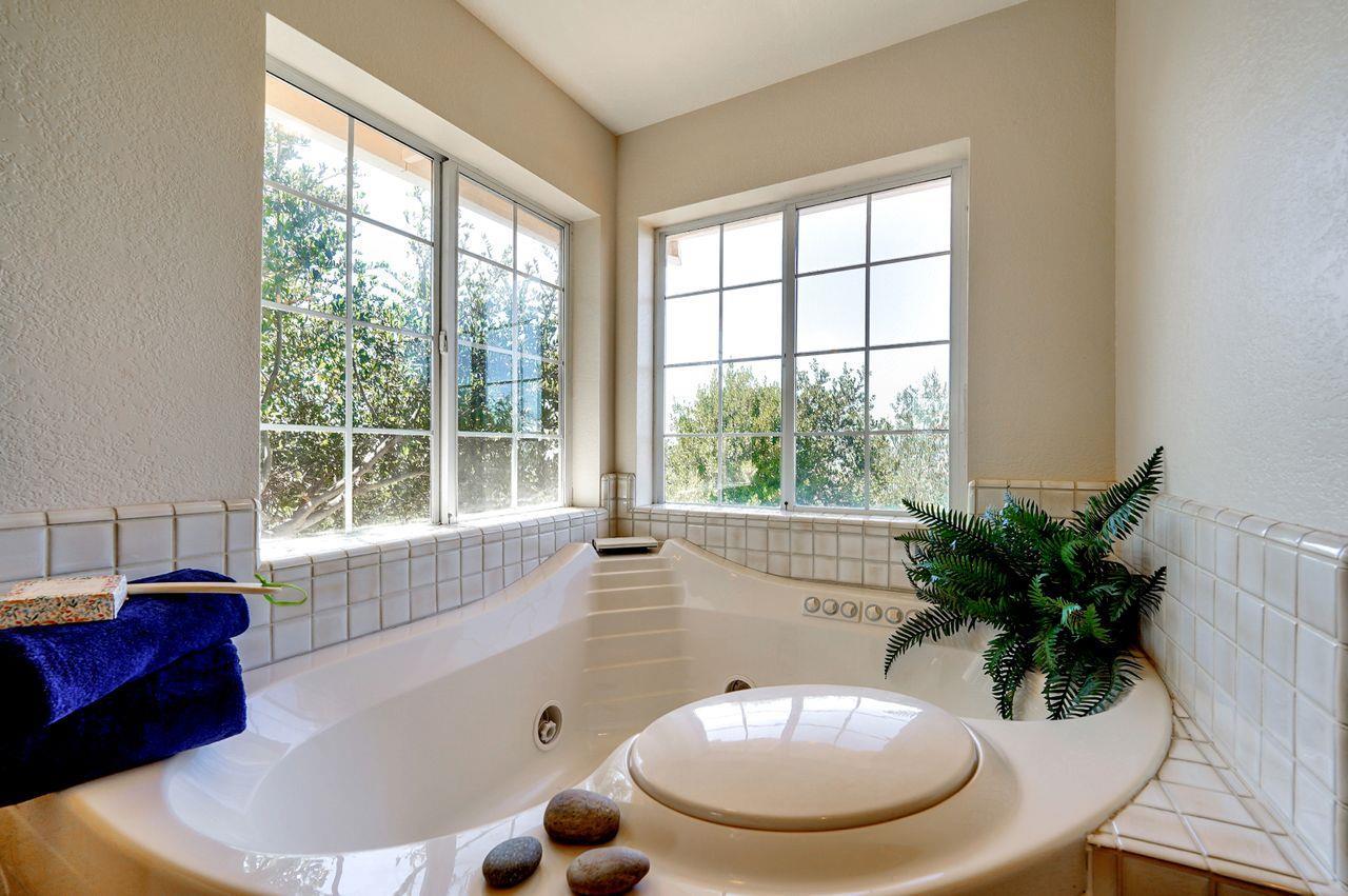 17101 Kruse Ranch Lane, MORGAN HILL, California 95037, ,Lots And Land,For Sale,Kruse Ranch Lane,40971931