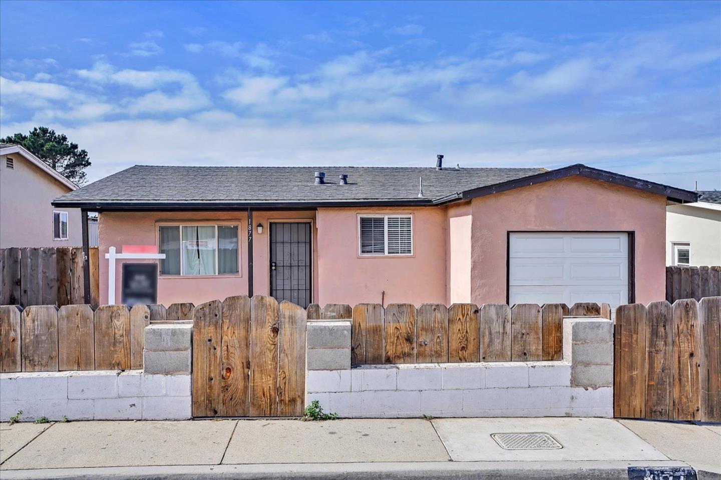 Detail Gallery Image 1 of 1 For 1877 Soto St, Seaside,  CA 93955 - 3 Beds | 1 Baths