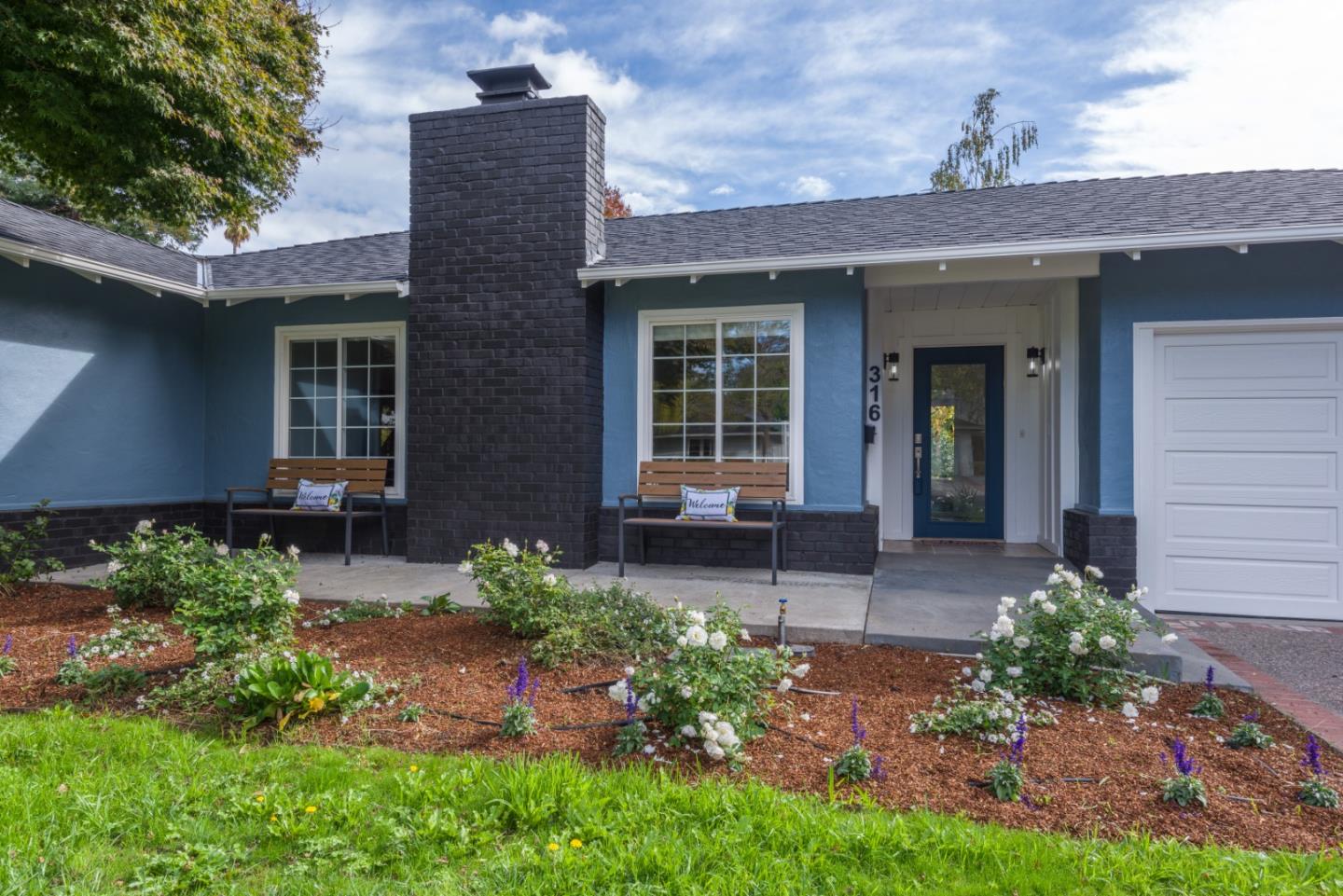 Detail Gallery Image 1 of 1 For 316 Trenton Way, Menlo Park,  CA 94025 - 3 Beds | 2 Baths