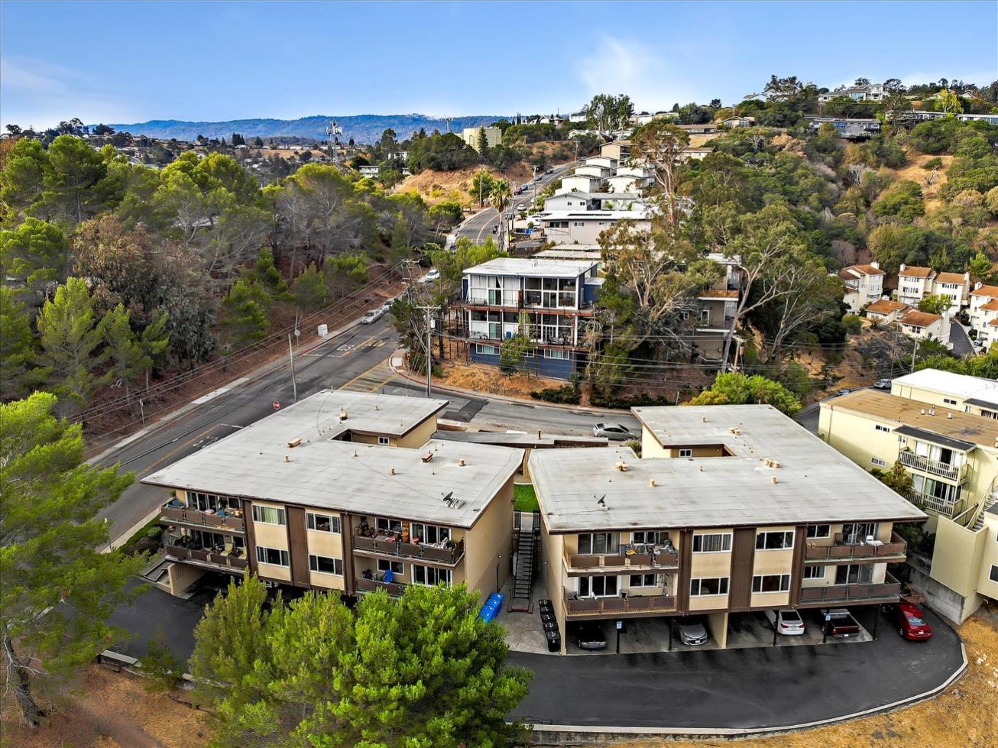 300 Torino Drive, SAN CARLOS, California 94070, ,Comm Ri Multi-units 5+,For Sale,Torino Drive,ML81867963