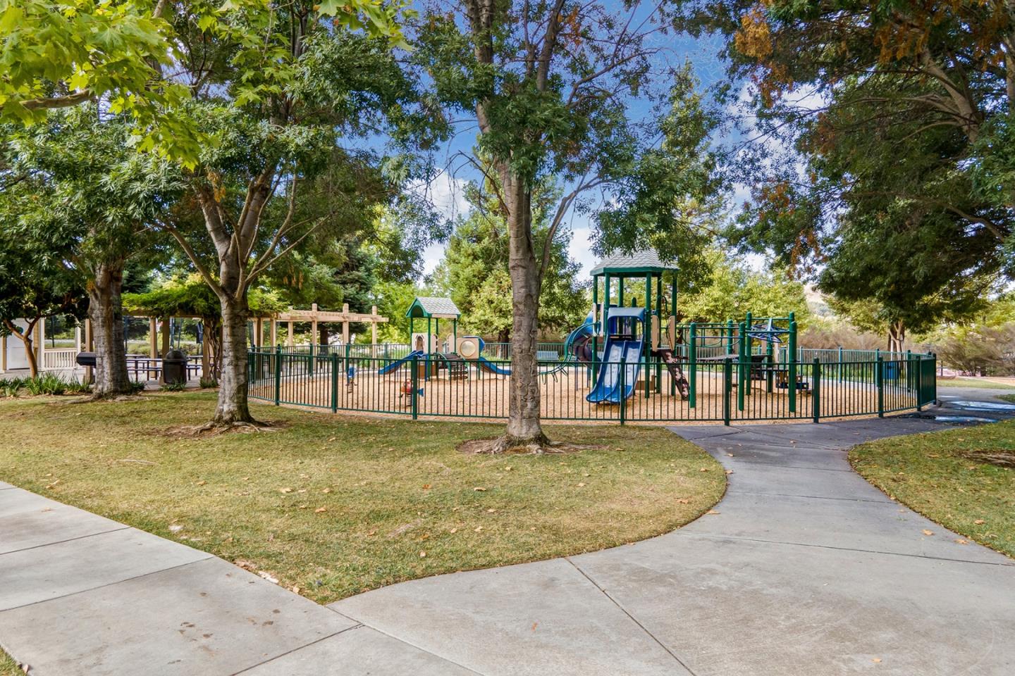 7251 Eagle Ridge Drive, GILROY, California 95020, ,Lots And Land,For Sale,Eagle Ridge Drive,40972349