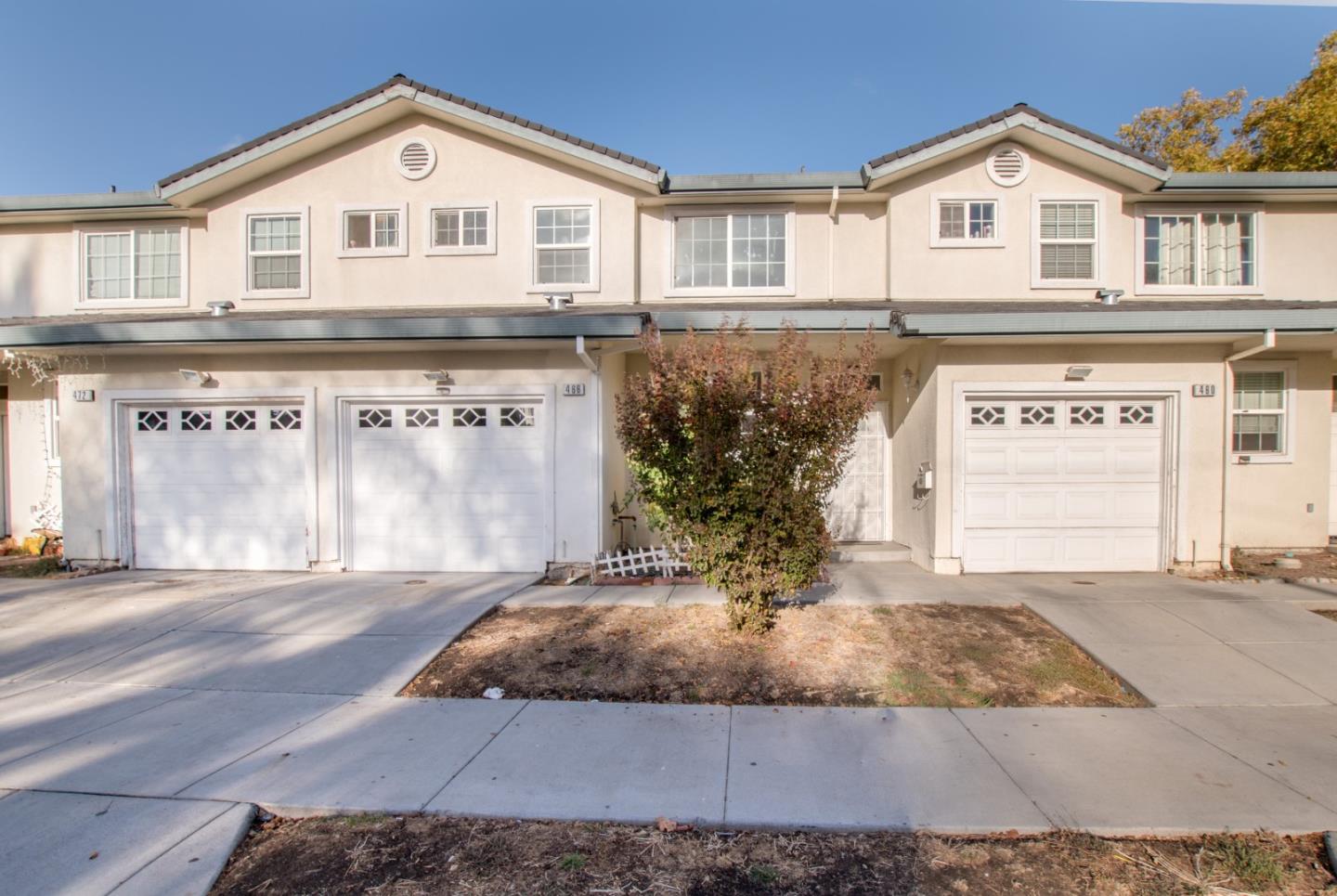 Detail Gallery Image 1 of 1 For 466 Avalani Ave, San Jose,  CA 95133 - 3 Beds | 2/1 Baths