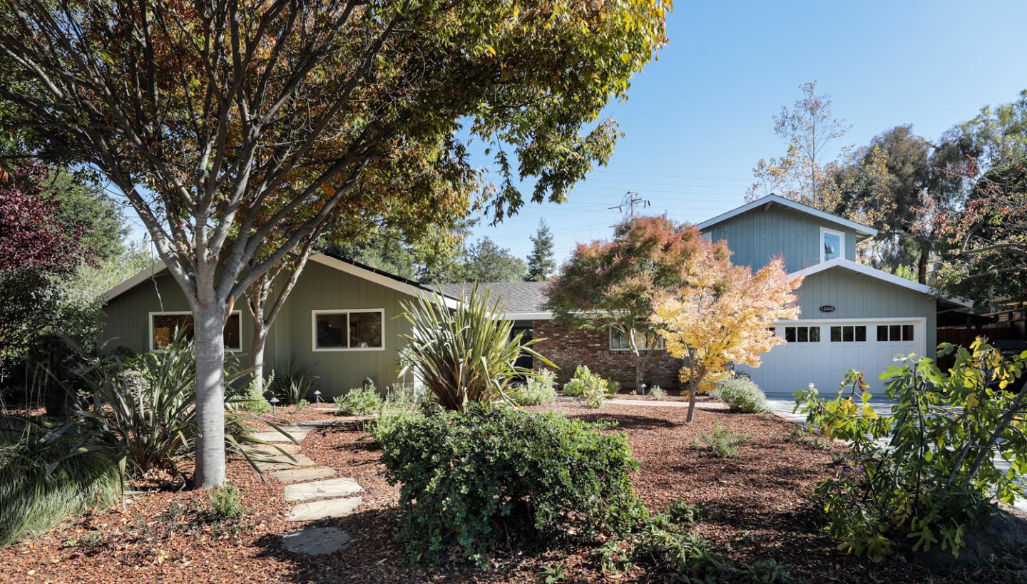 Detail Gallery Image 1 of 1 For 13400 Pastel Ln, Mountain View,  CA 94040 - 4 Beds | 3 Baths