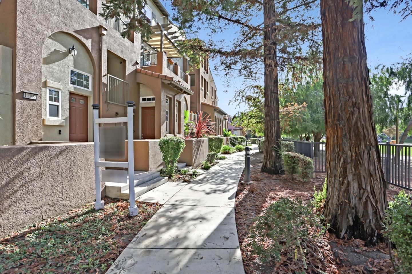 Detail Gallery Image 1 of 1 For 1289 Marcello Dr, San Jose,  CA 95131 - 2 Beds | 2 Baths