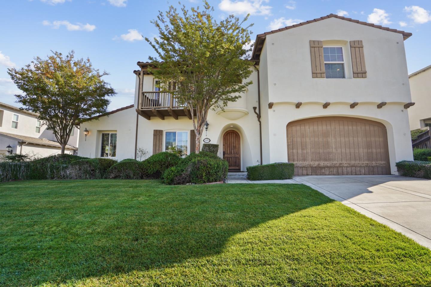 Detail Gallery Image 1 of 1 For 2655 Muirfield Way, Gilroy,  CA 95020 - 5 Beds | 3/1 Baths