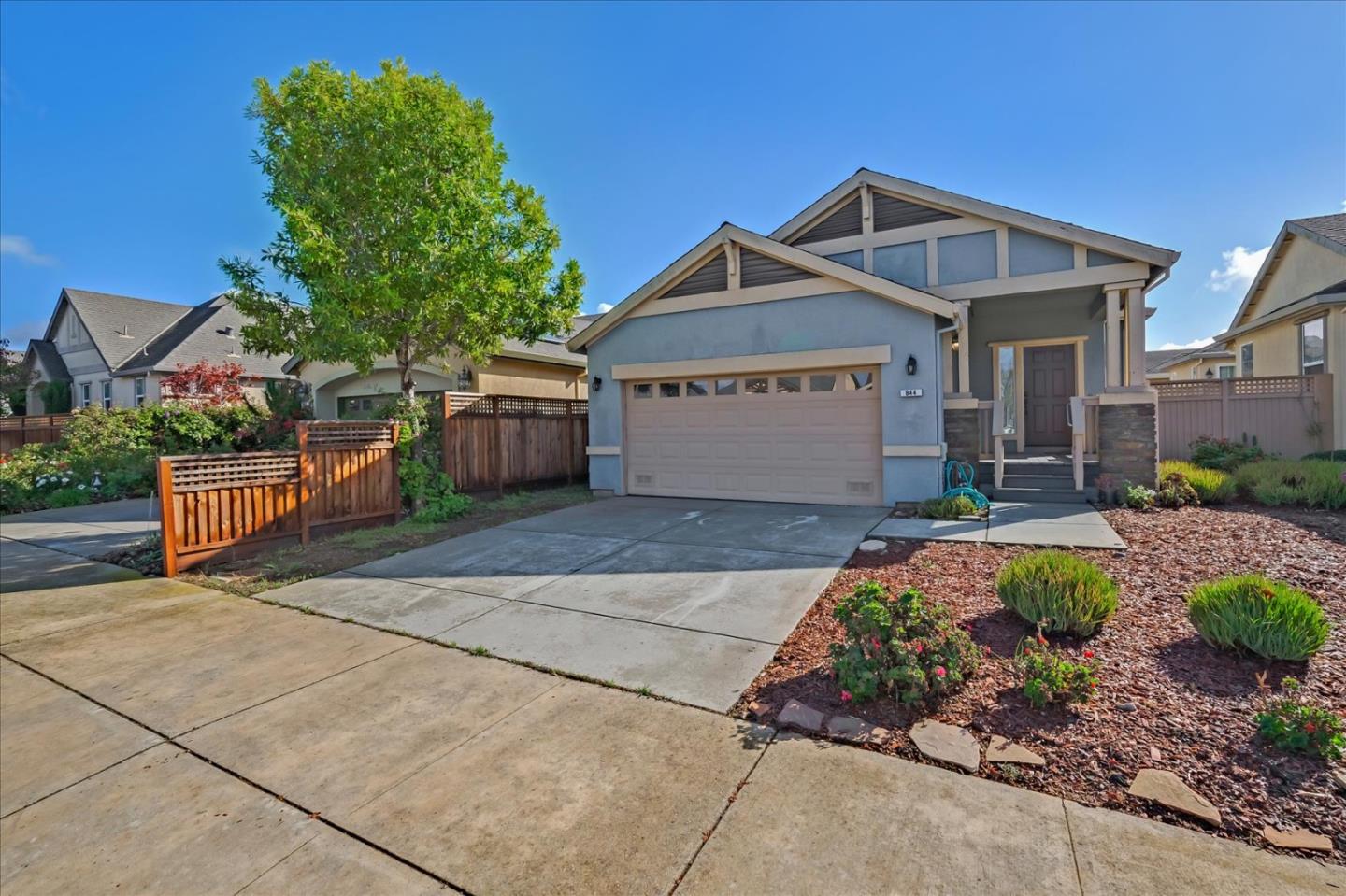 Detail Gallery Image 1 of 1 For 844 Almond Dr, Watsonville,  CA 95076 - 2 Beds | 2 Baths