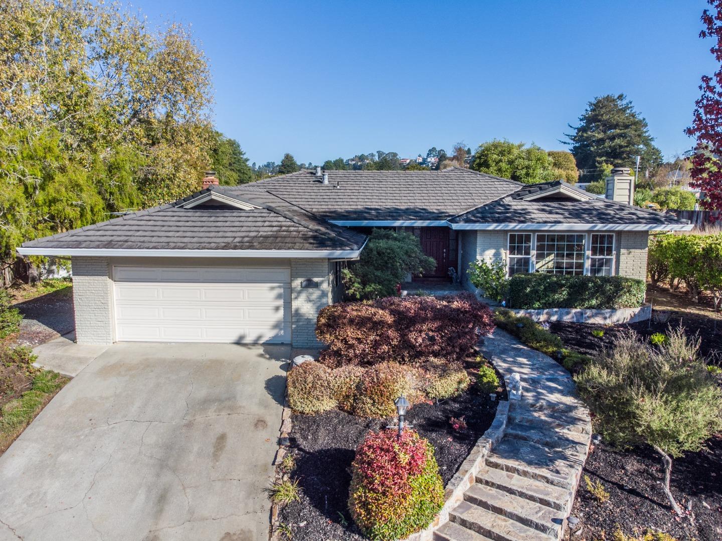 Detail Gallery Image 1 of 1 For 420 Pebble Beach Dr, Aptos,  CA 95003 - 4 Beds | 2/1 Baths