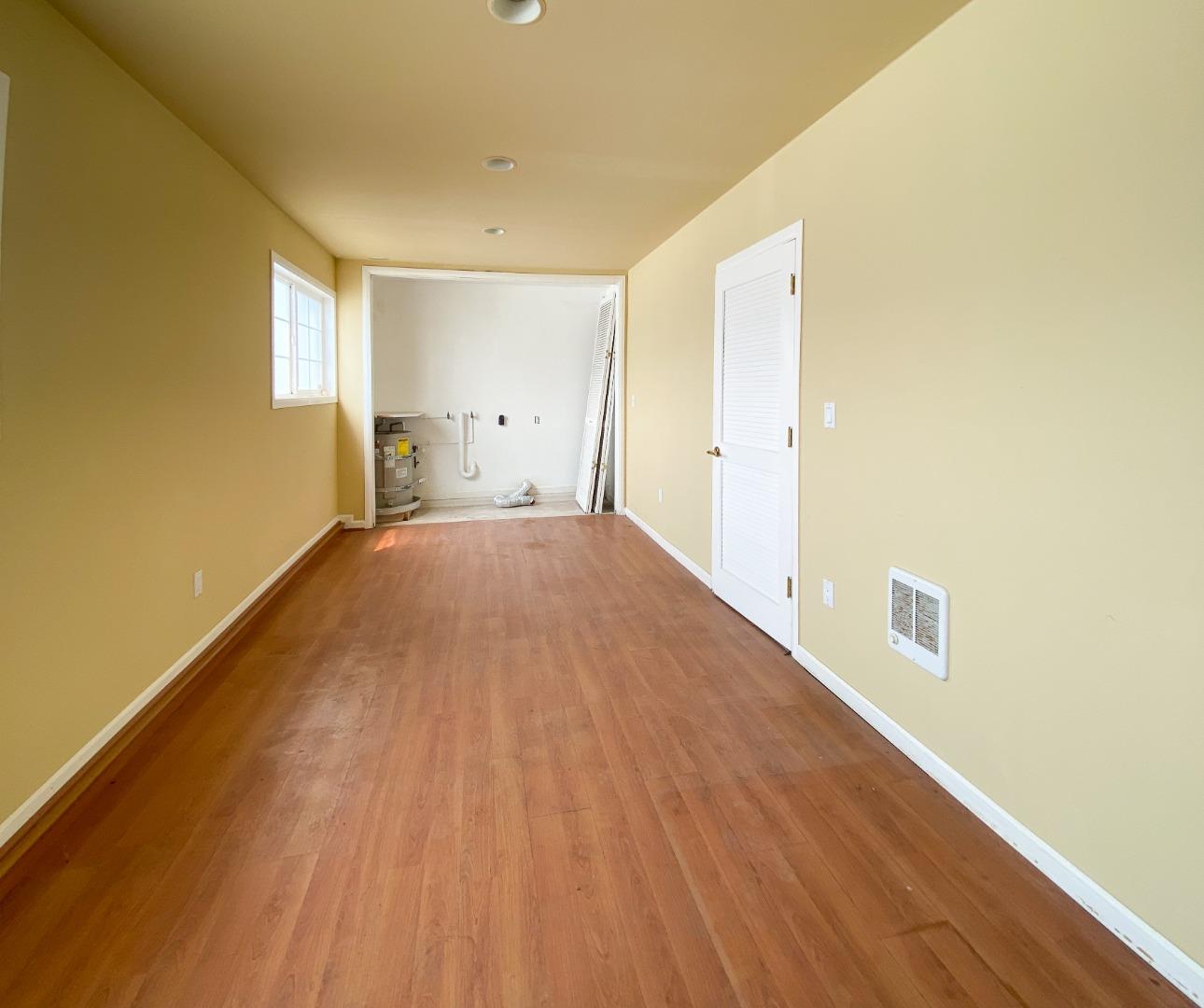 1112 Palmetto Avenue, PACIFICA, California 94044, ,Comm Industrial For Sale,For Sale,Palmetto Avenue,40973515