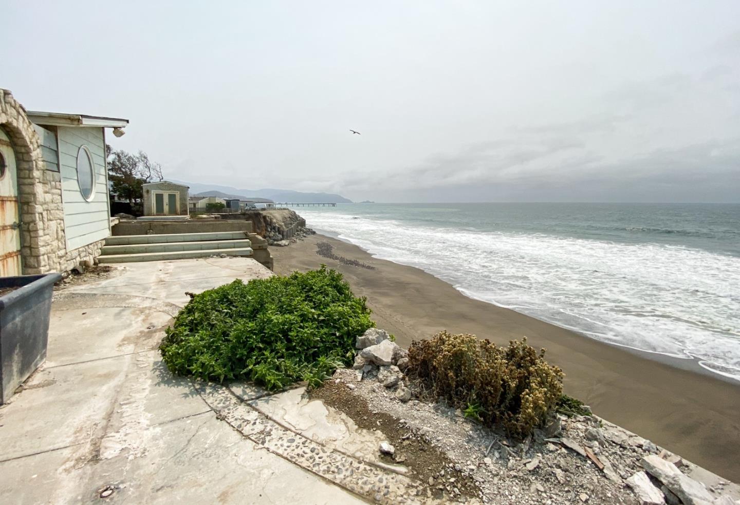 1112 Palmetto Avenue, PACIFICA, California 94044, ,Comm Industrial For Sale,For Sale,Palmetto Avenue,40973515