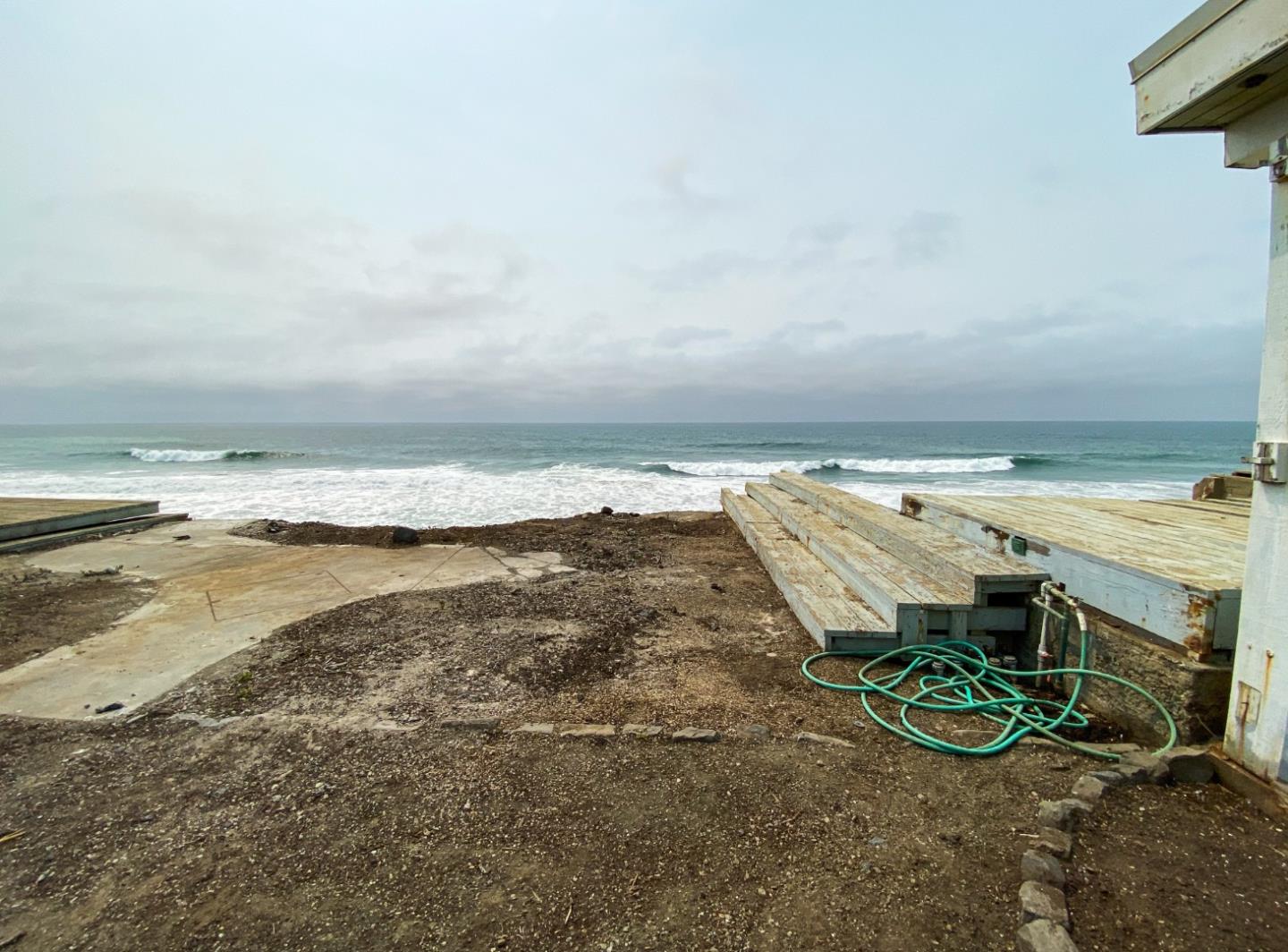 1112 Palmetto Avenue, PACIFICA, California 94044, ,Comm Industrial For Sale,For Sale,Palmetto Avenue,40973515