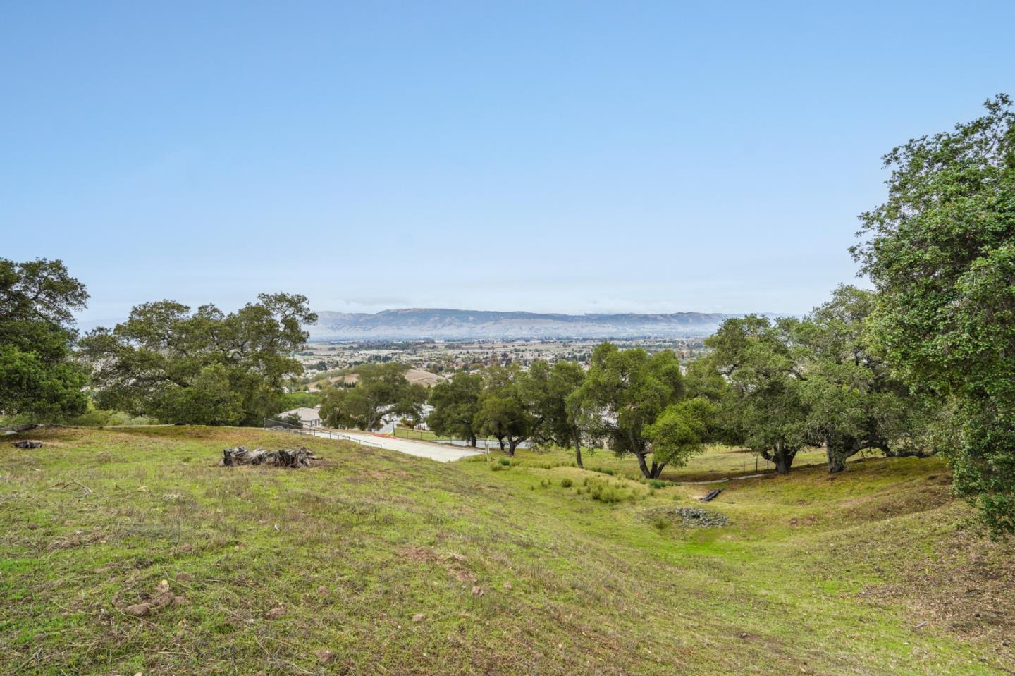 8951 Tea Tree Way, GILROY, California 95020, ,Lots And Land,For Sale,Tea Tree Way,40973295