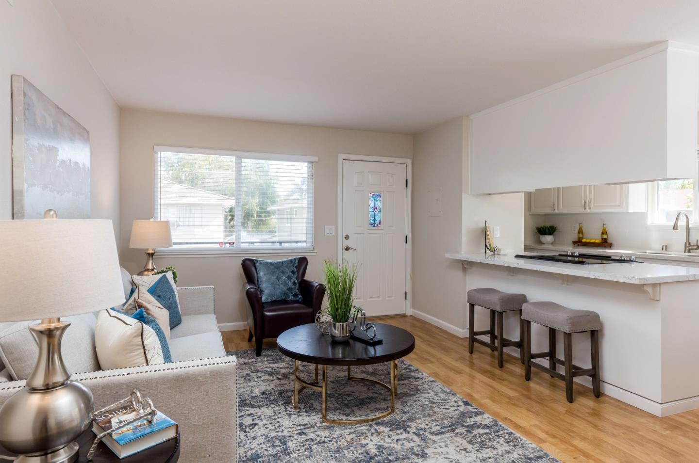 Detail Gallery Image 1 of 1 For 5480 Spinnaker Ww #4,  San Jose,  CA 95123 - 2 Beds | 1 Baths