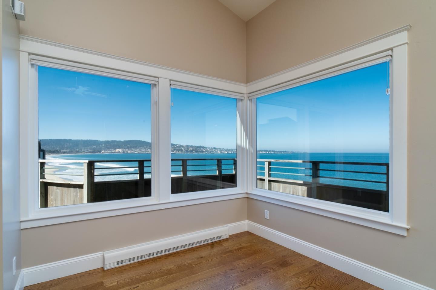 Detail Gallery Image 1 of 1 For 1 Surf Way #240,  Monterey,  CA 93940 - 3 Beds | 2/1 Baths