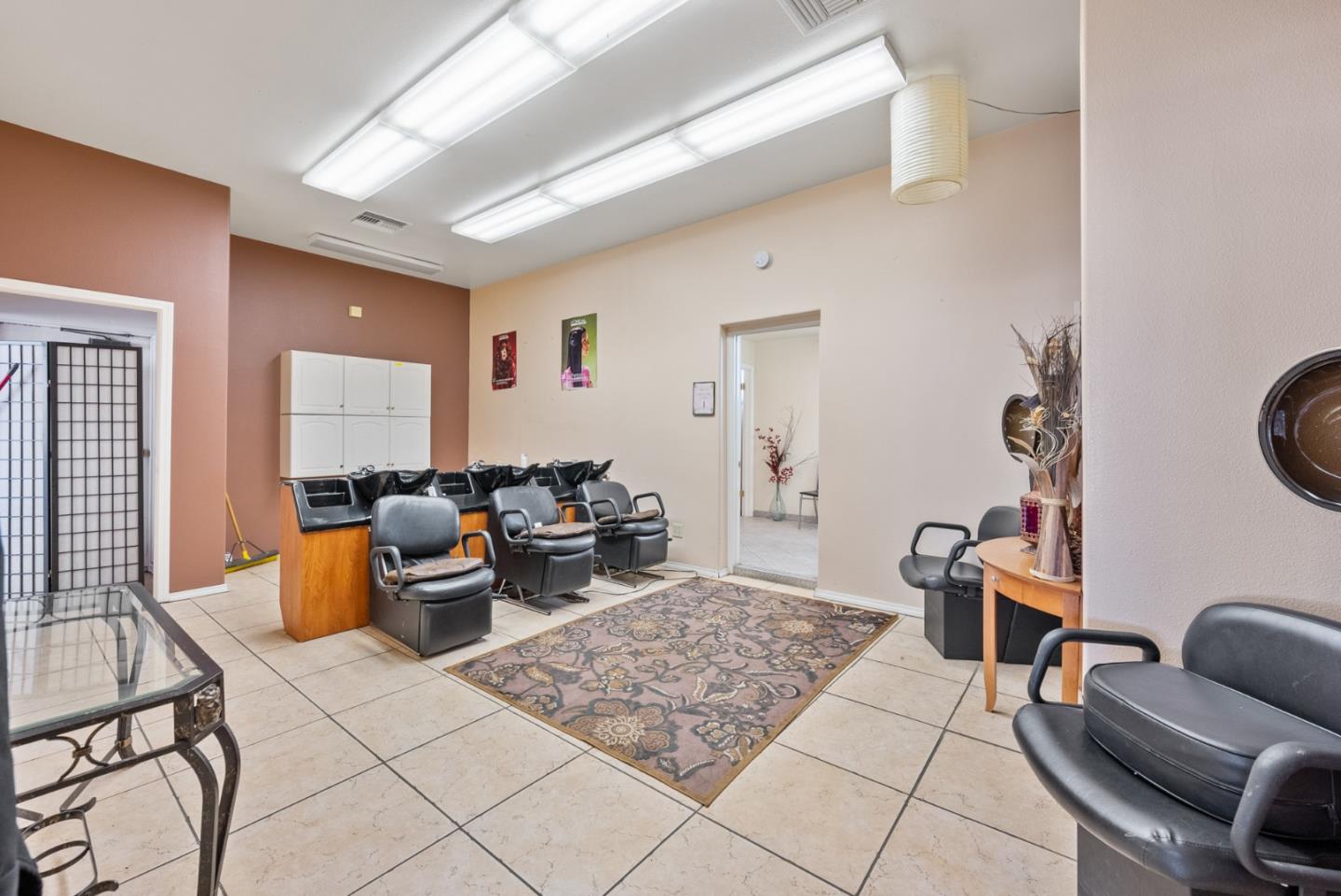 219 South Street, HOLLISTER, California 95023, ,Comm Industrial For Sale,For Sale,South Street,40973682