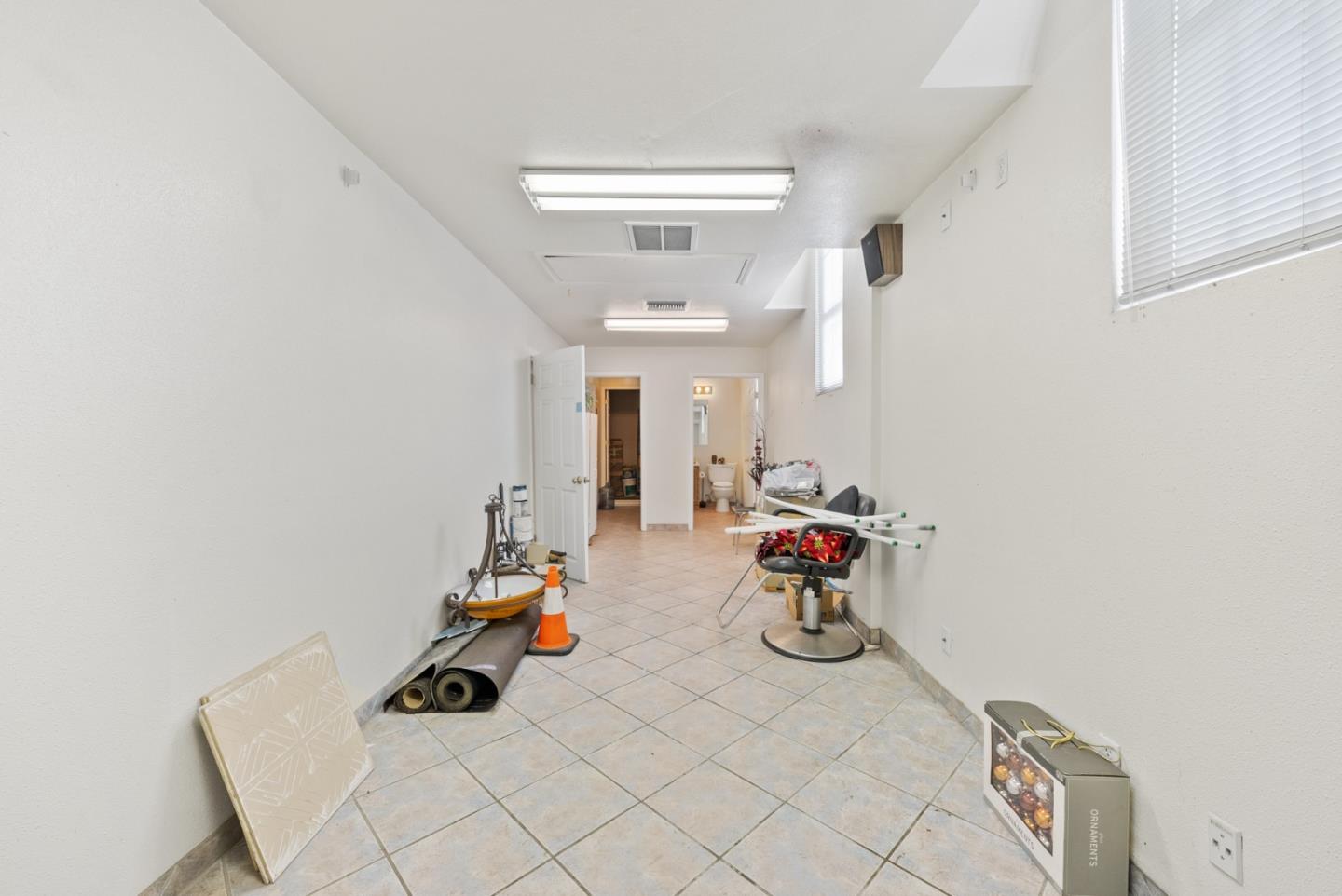 219 South Street, HOLLISTER, California 95023, ,Comm Industrial For Sale,For Sale,South Street,40973682