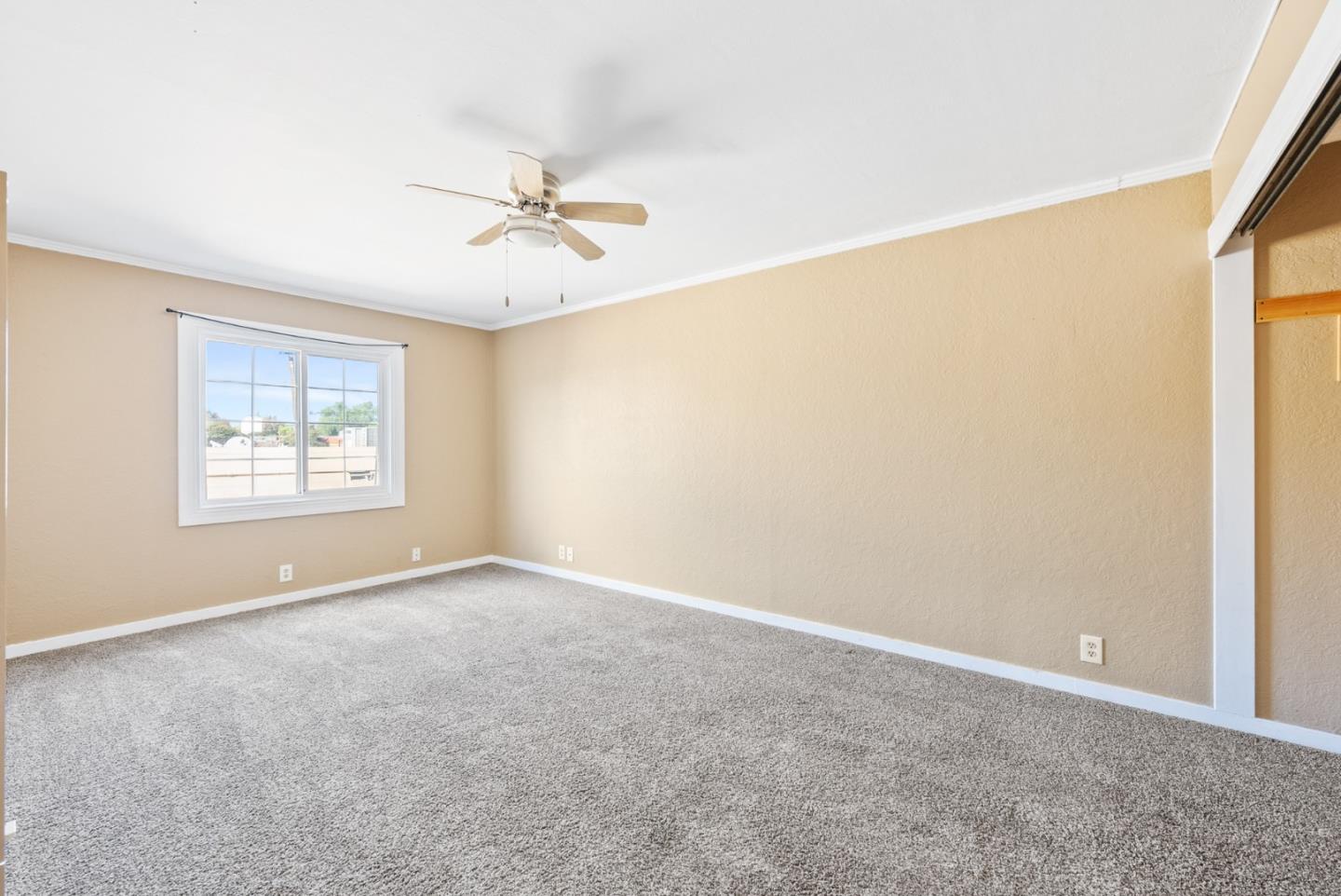 219 South Street, HOLLISTER, California 95023, ,Comm Industrial For Sale,For Sale,South Street,40973682