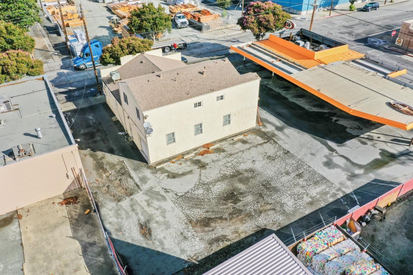 219 South Street, HOLLISTER, California 95023, ,Comm Industrial For Sale,For Sale,South Street,40973682