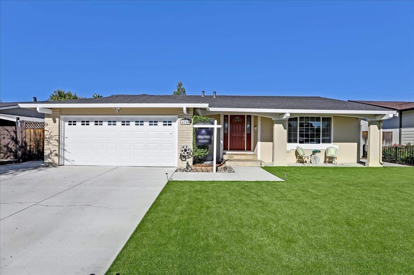 Detail Gallery Image 1 of 1 For 6745 Menlo Ct, Pleasanton,  CA 94588 - 3 Beds | 2 Baths