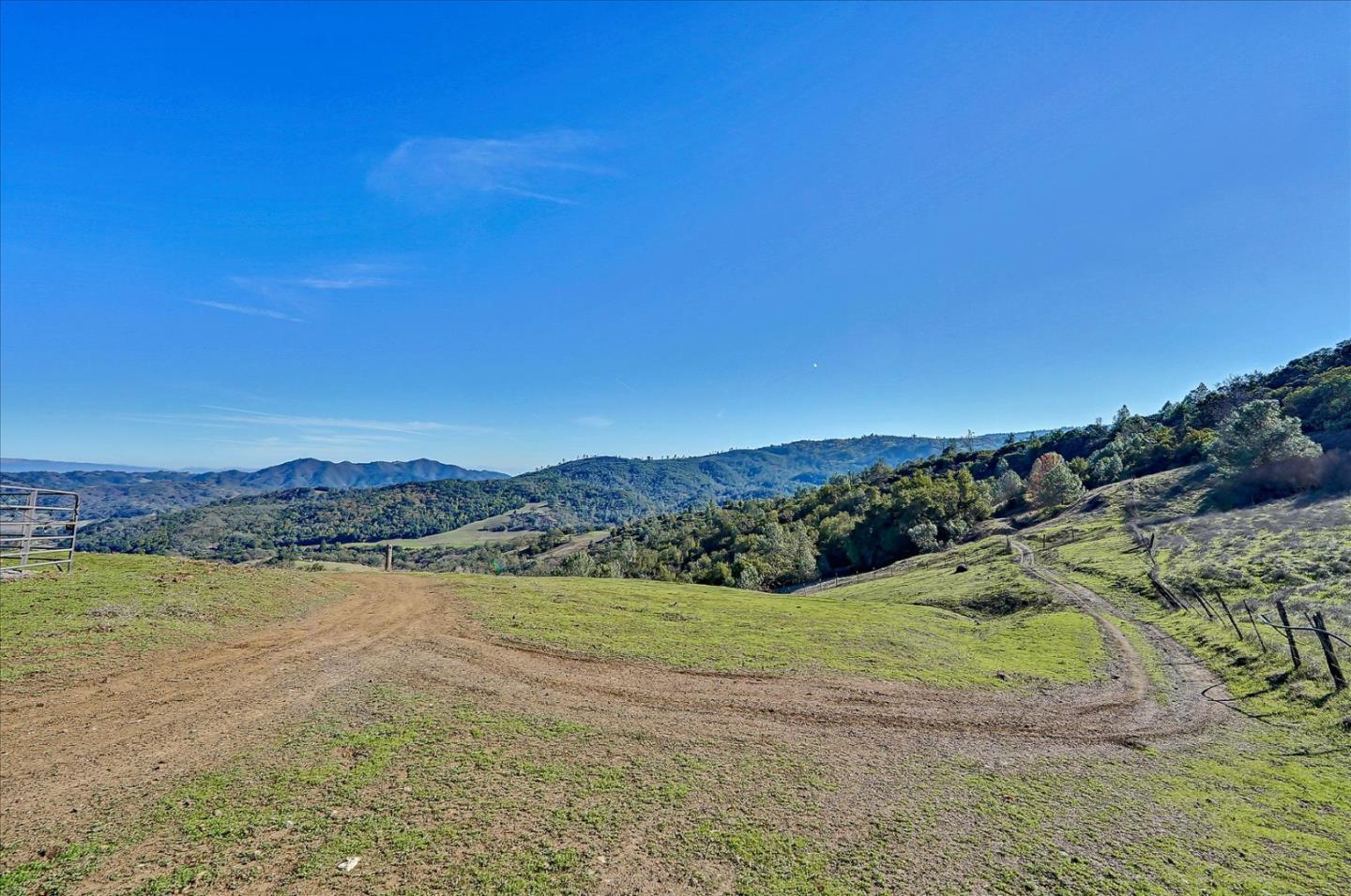 5070 Fallen Oak Drive, MORGAN HILL, California 95037, ,Lots And Land,For Sale,Fallen Oak Drive,40974841